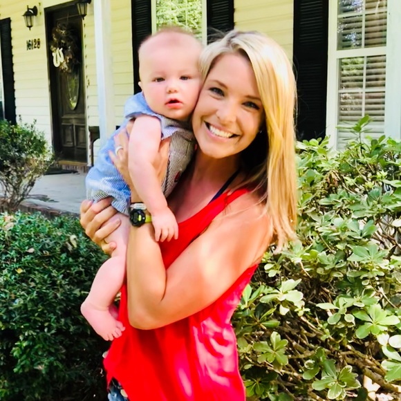 Meet your Posher, Emily - Picture 1 of 1